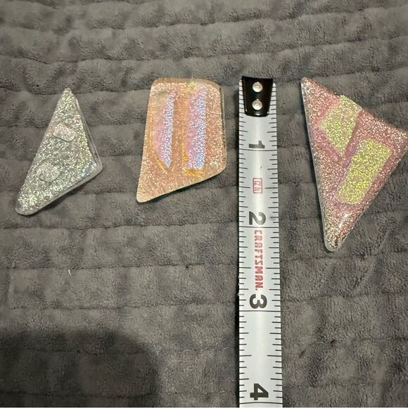 Set of 3 Dichroic Glass Triangle Cabochons – Iridescent Pink, Gold & Silver - Picture 9 of 17